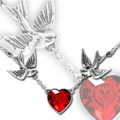 Hearts & Roses Swallow Heart Necklace